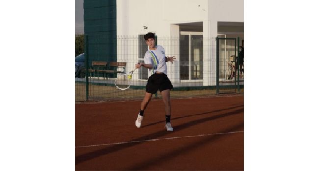 Teniste U16 heyecanı sürüyor