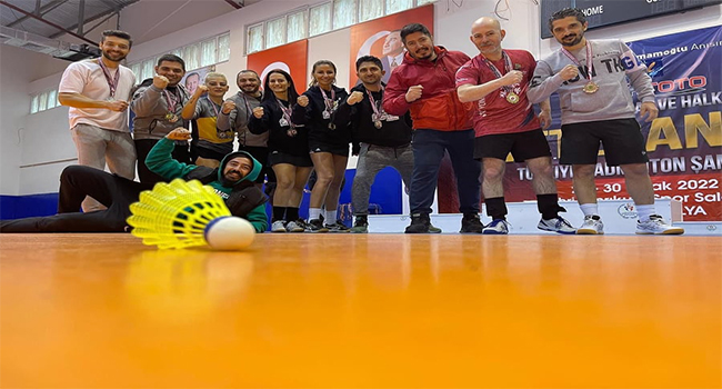 Veteran, badmintoncularımız Türkiye’de kürsüde