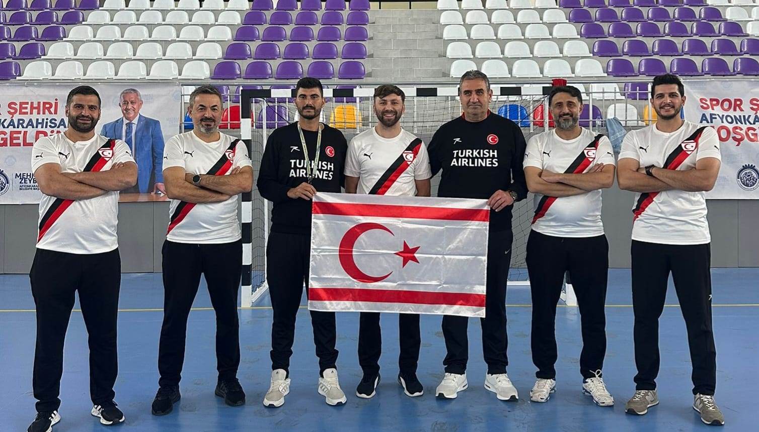 Türkiye Hentbol Milli Takımı, KKTC’nin kuruluşunu kutladı