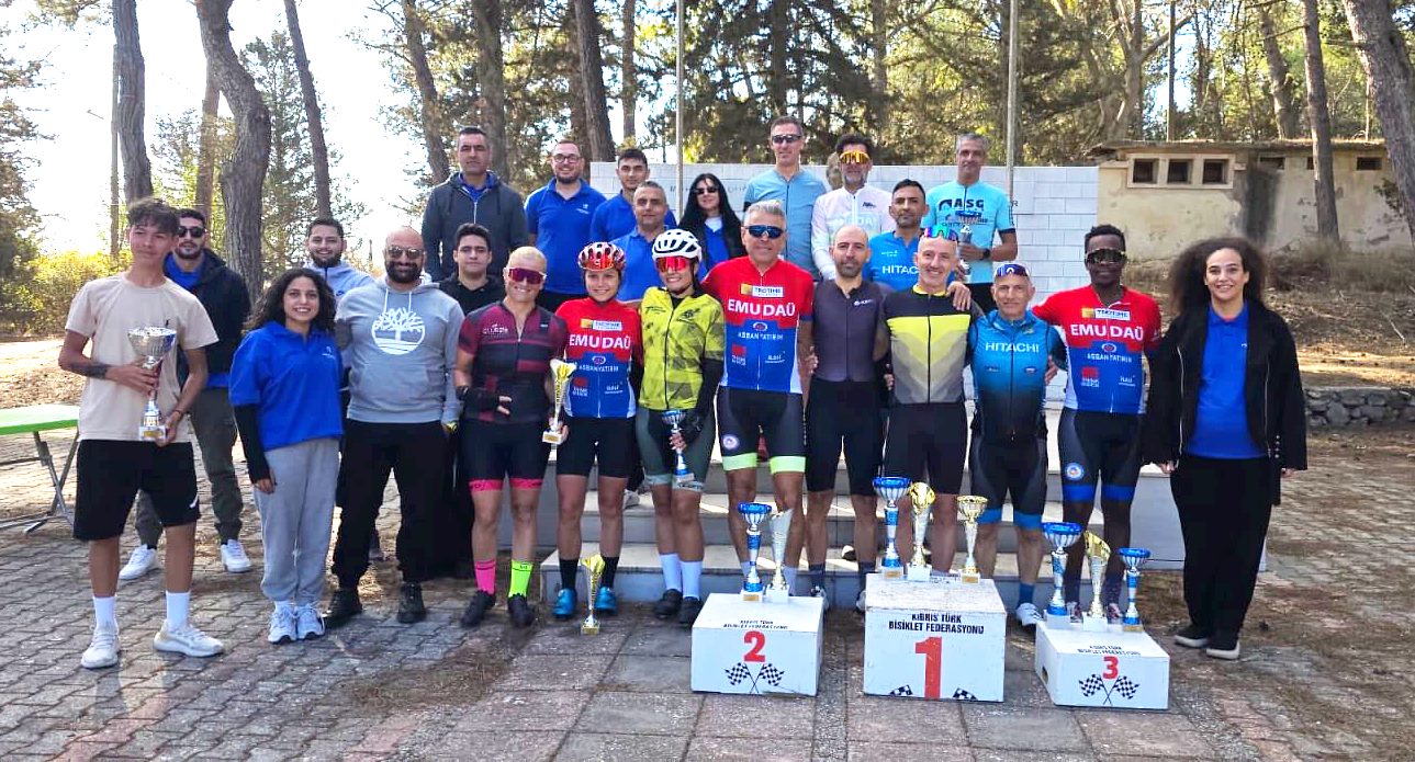 Bisikletle Kantara’ya tırmandılar