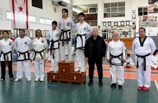 Raif Denktaş anısına vuruştular