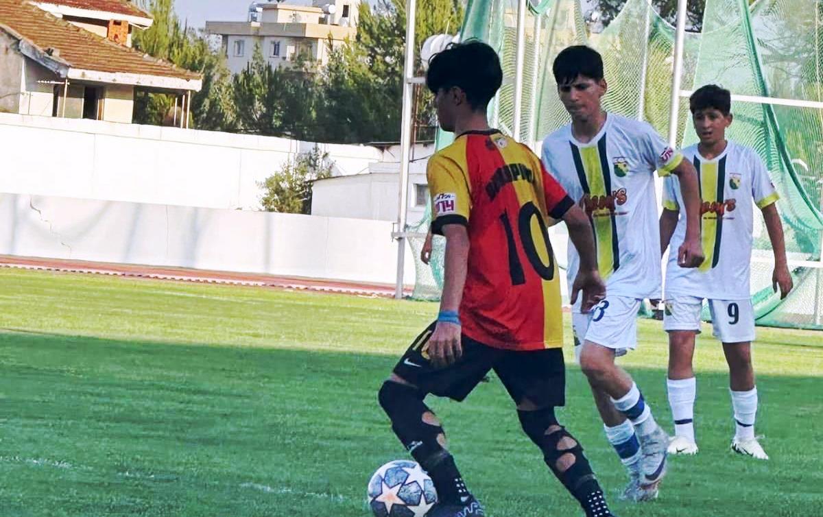 Kaya, 15 yaşında A Takım kadrosunda