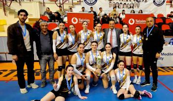 DAÜ SET VERMEDEN ŞAMPİYON