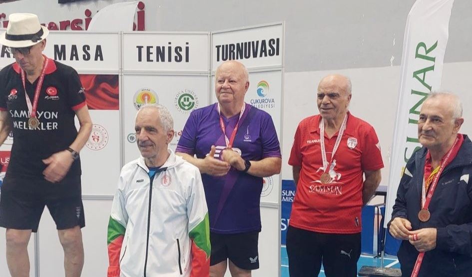 OLGUNER, ADANA’DA ÜÇÜNCÜLÜK KÜRSÜSÜNDE