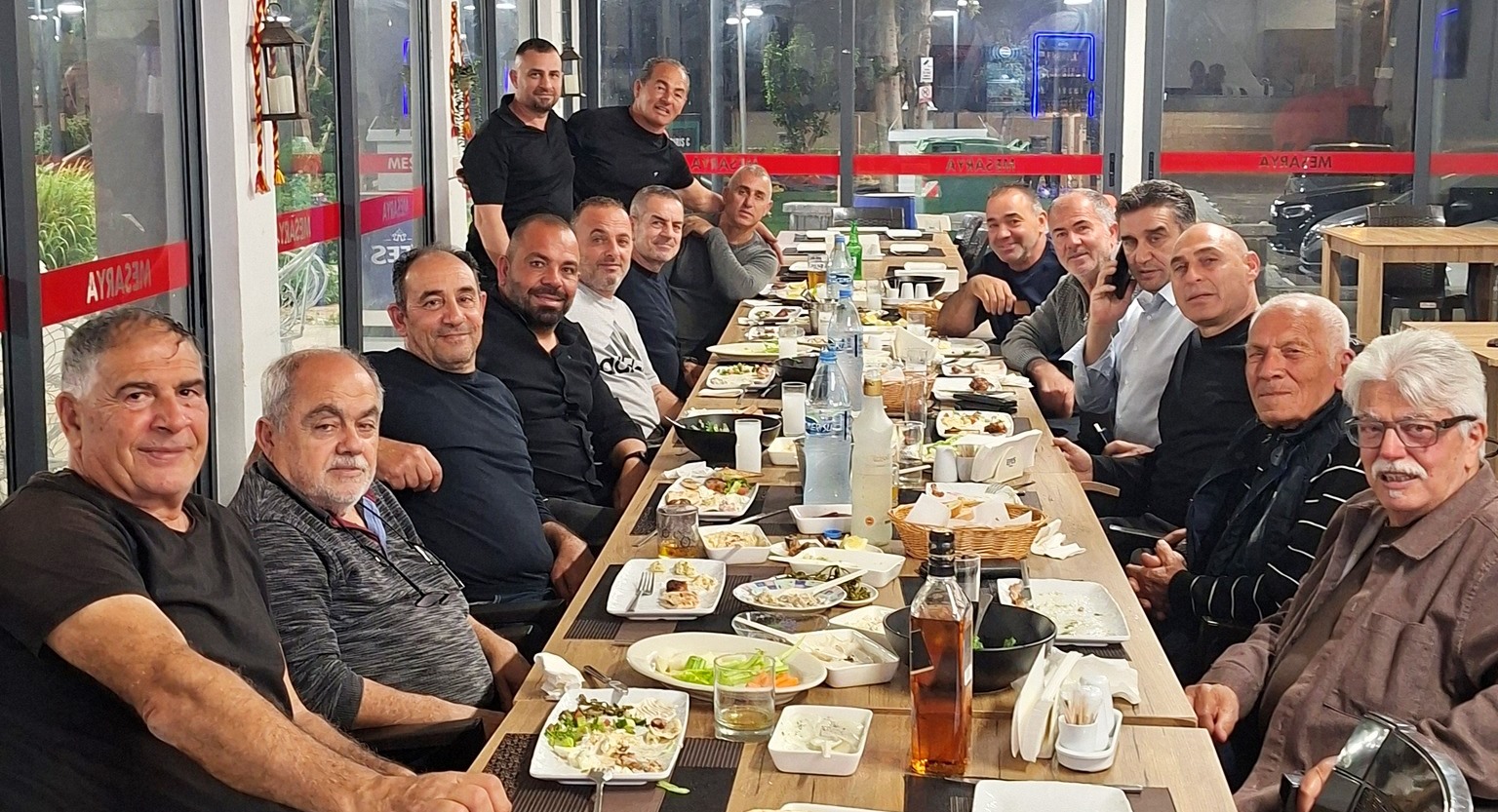 AKINCILAR EFSANELERİNİN 30 YILLIK DOSTLUĞU