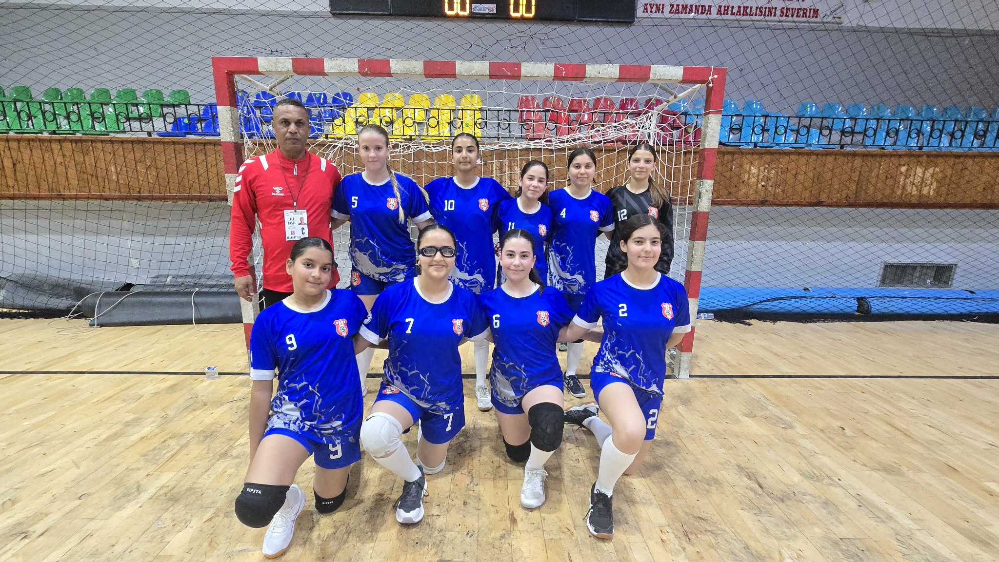 OZANKÖY GÖVDE GÖSTERİSİ YAPTI