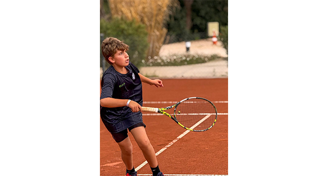 ASIM ARAS, TEN PRO’DA ŞAMPİYON