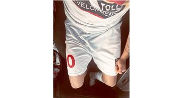 AHMET ŞAH’IN BİLEĞİ KIRILDI