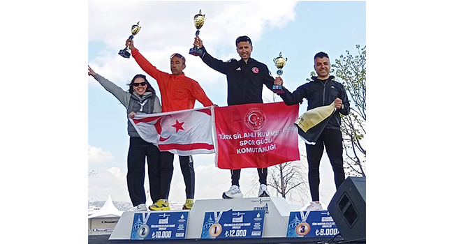 HAKAN TAZEGÜL, İSTANBUL MARATONUNDA DA BİRİNCİ