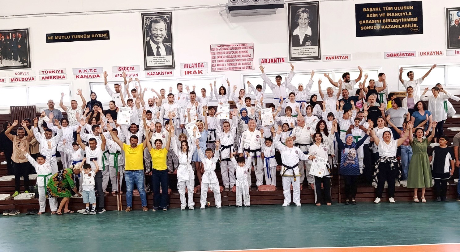 TAEKWONDOCULAR CİHAT USKAN ANISINA VURUŞTULAR
