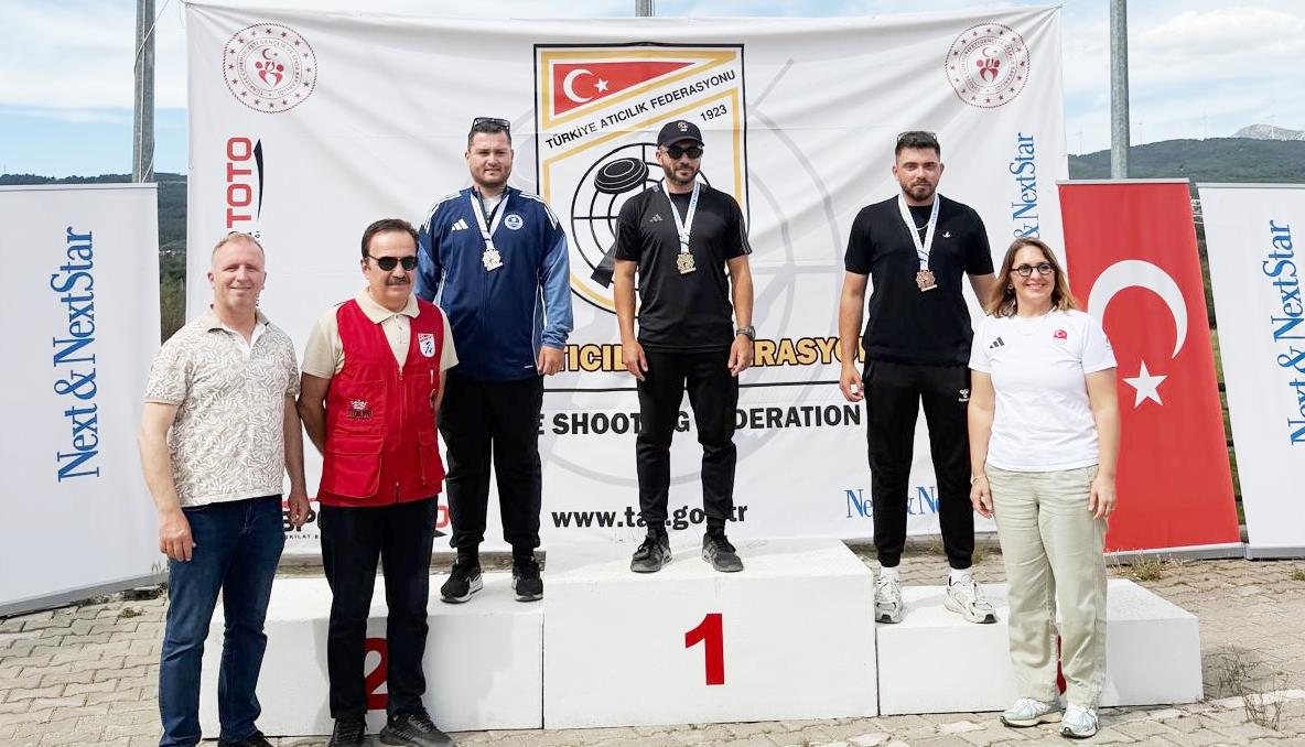 SALAHİ ZAİMOĞLU, TÜRKİYE BİRİNCİLİĞİNE ATTI