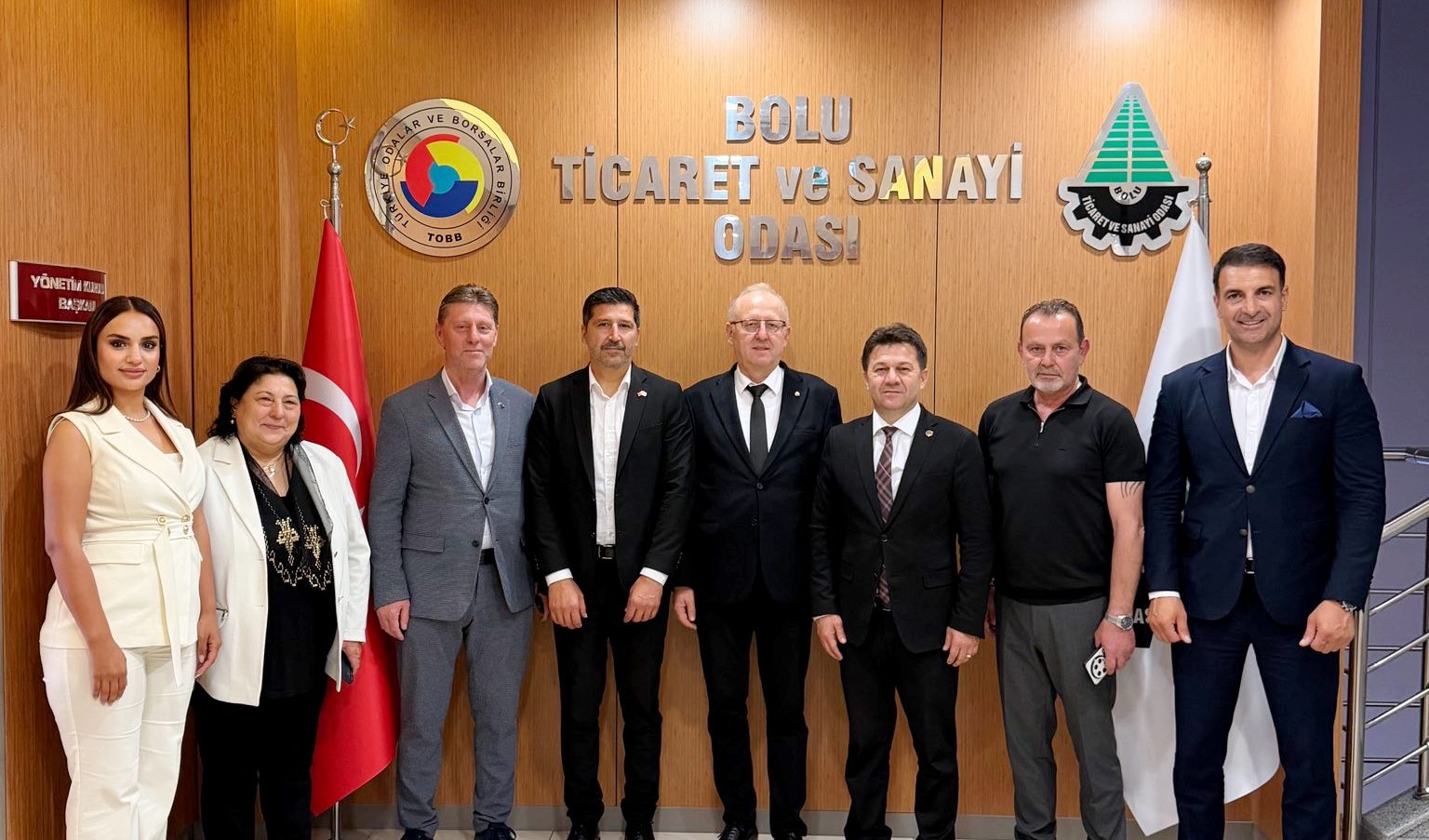 Cimnastik Federasyonu heyeti, “İzzet Baysal’a Şükran Günleri” etkinliğine katıldı