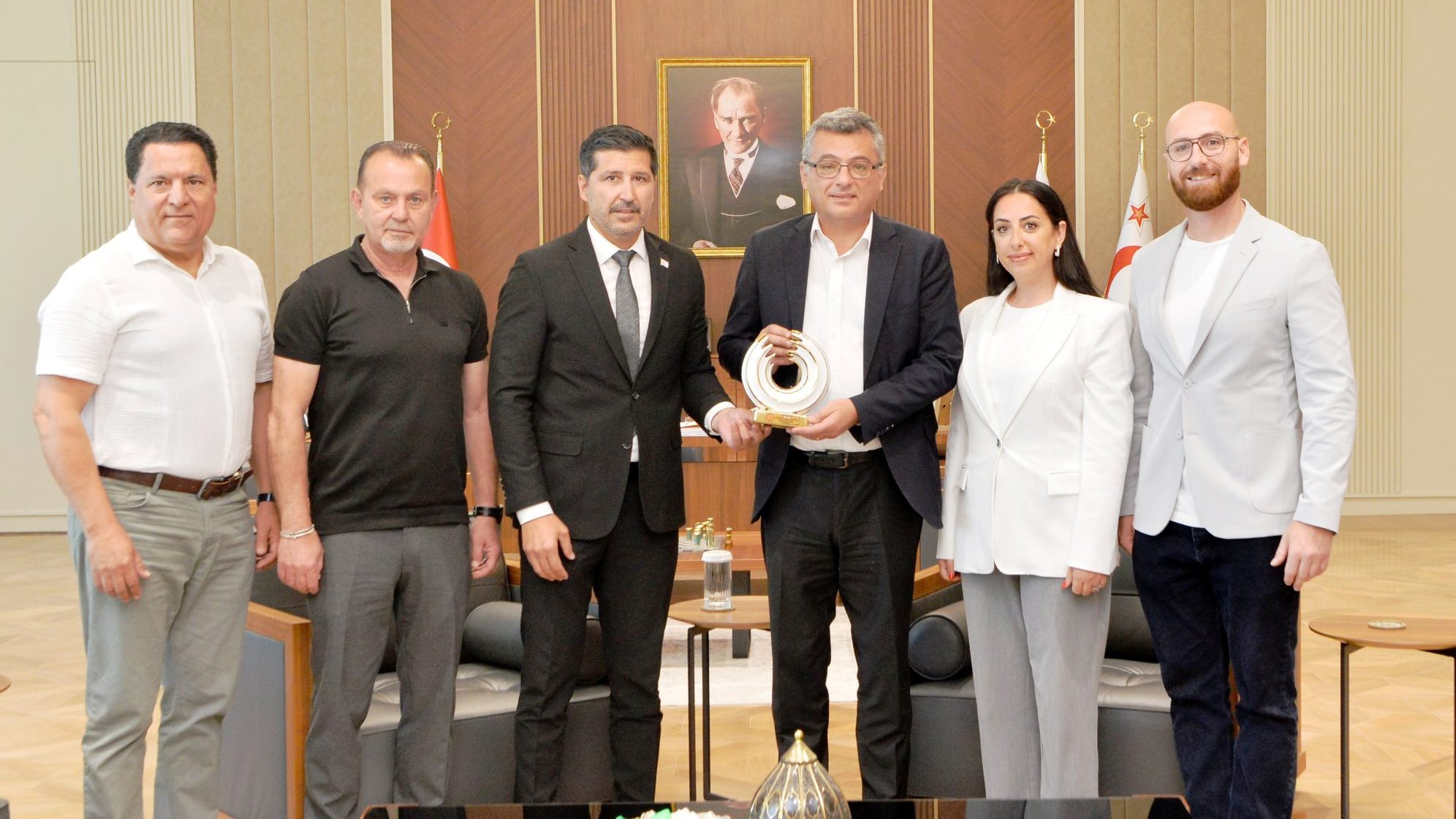 ERHÜRMAN, CİMNASTİK FEDERASYONU HEYETİYLE GÖRÜŞTÜ